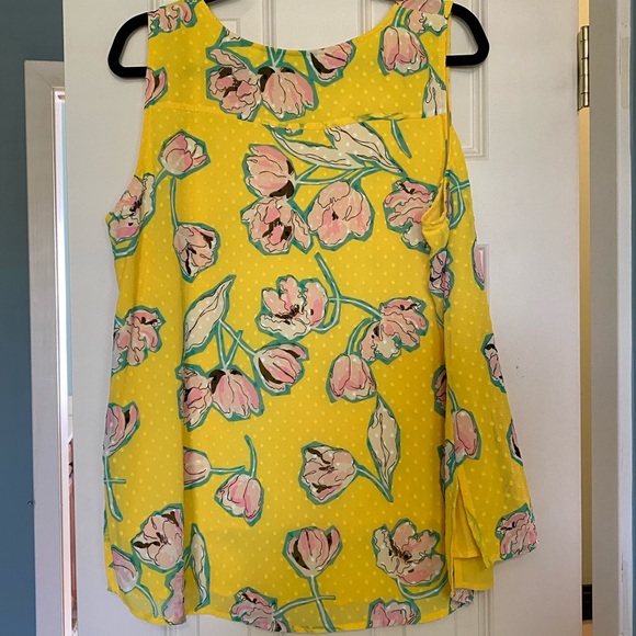 🛍🛍 Apt. 9 Sleeveless Top - Picture 2 of 5